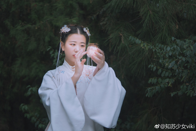 西安约拍超话宝鸡约拍超话和羞走 倚门回首 却把青梅嗅出境 珍珍@木子梳淑 后 预览 2