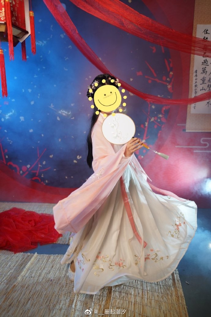 # 汉服少女墨汐汐申请与首页plmm互动！正片不够 漫展场照来凑一个汉服repo 预览 4