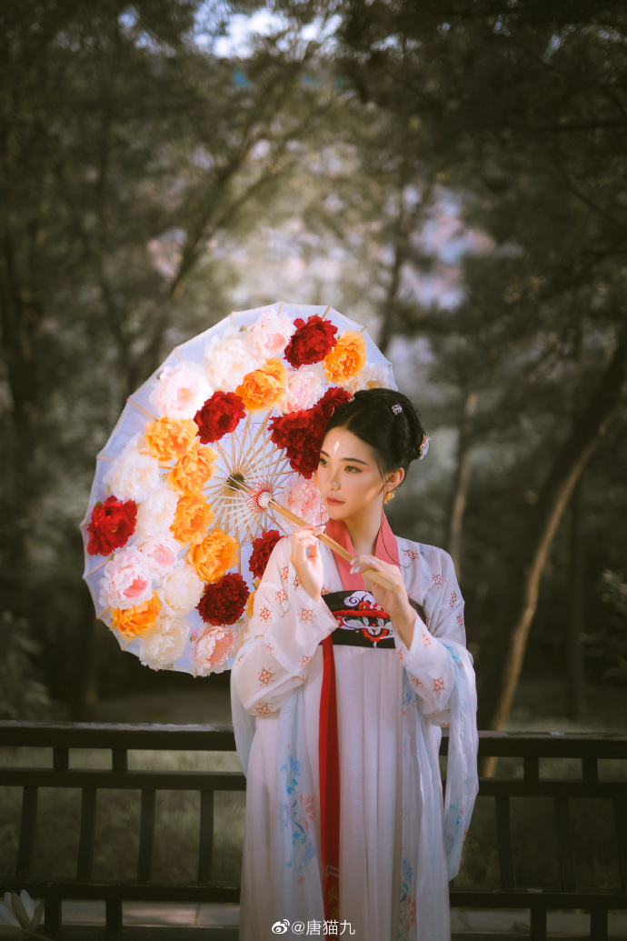 『正片 花开不并百花丛，独立疏篱趣未穷@SamoneH胡三万 文案@超幸运的大魔 预览 2
