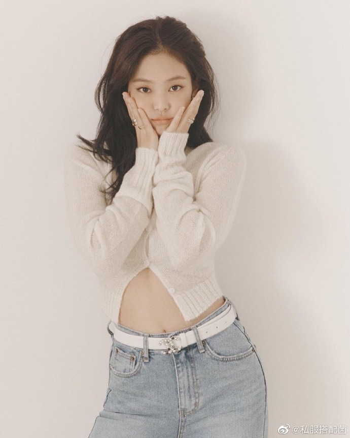 日常私服超话 blackpink Jennie 居家风写真表现力超强的小猫咪J 预览 4