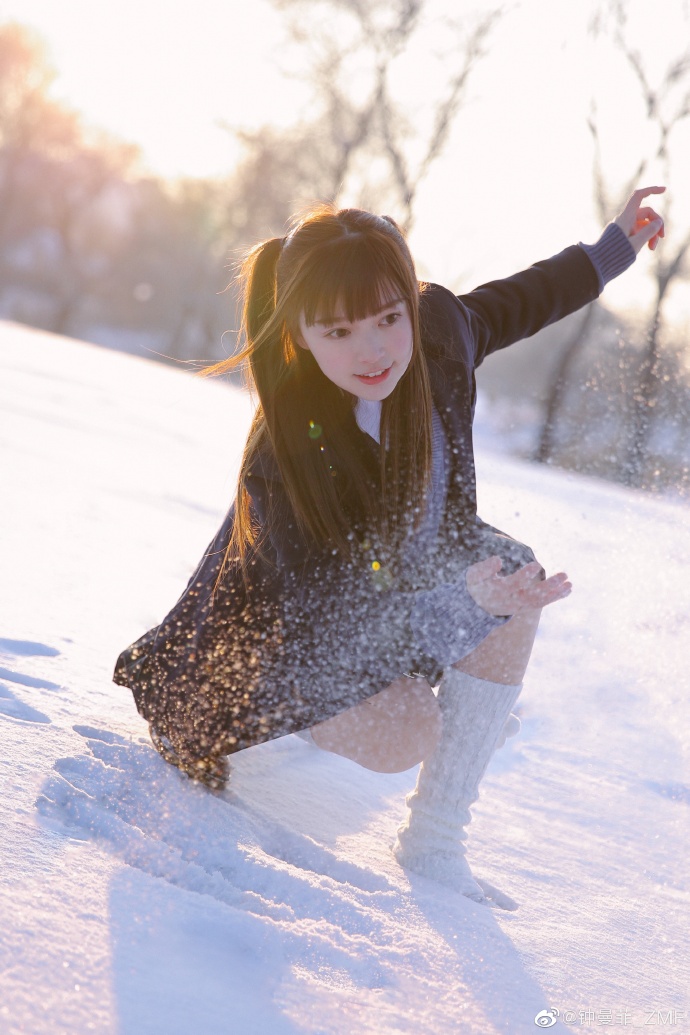 ❄️❄️❄️你喜欢这样的冬天吗？摄影、后期@小夏目_ jk制服毛衣@有点手癌的小 预览 3