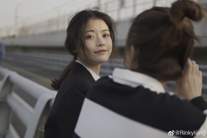 是春天该有的样子和@铁板豆腐小公主 穿一身伪jk制服装嫩啦！### ​ 预览 5
