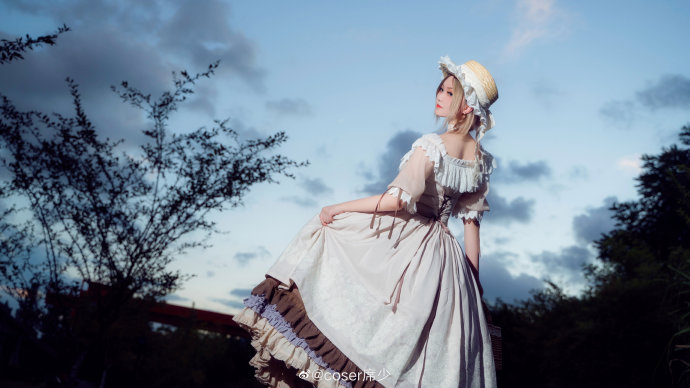 ## 【追忆似水年华】出镜：席少妆造：梓煜@云泽君君 摄影：淡淡@淡淡Photo 预览 2