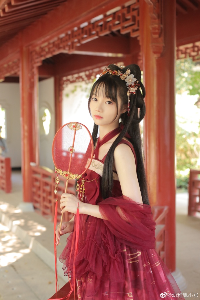 LOLITA超话 “上古有兽，其名太炎。” 关➕卷 啾两个姐妹60 （12.1