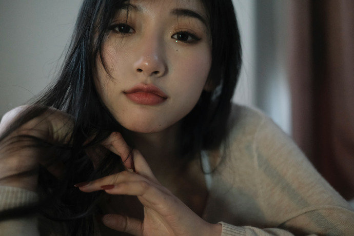 女友视角📷：@摄影师Aaronsky ​​​​ # 人像摄影超话 约拍超话  预览 2