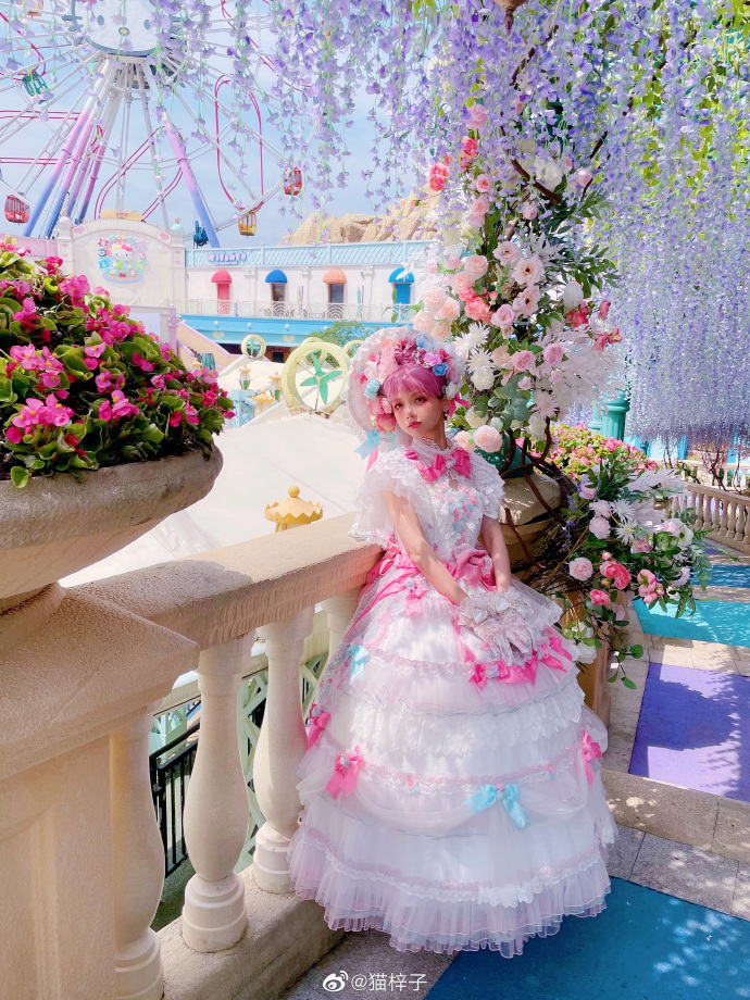 LOLITA超话# 前天拍的照片超喜欢的，正片还没出来之前先放几张花絮ฅ۶•ﻌ