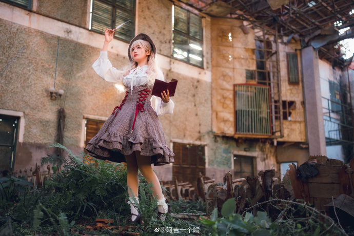LOLITA超话『记录者。——续写之魔女』摄影:@kin-夜 出镜:本人这套太 预览 3