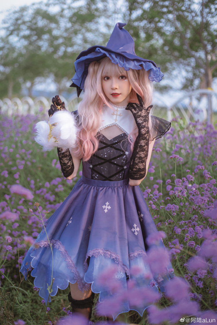 Lolita正片-午夜小魔女也许花丛里出来的不是仙女，而且魔女呢！出镜：阿陆妆娘 预览 2