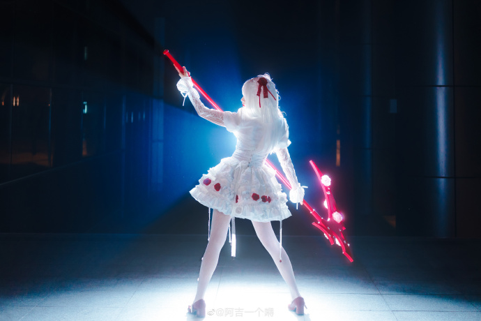 LOLITA超话『开战吧』摄影:胡桃玫瑰骑士真的太好看了，看到官图拿着镰刀直接 预览 5