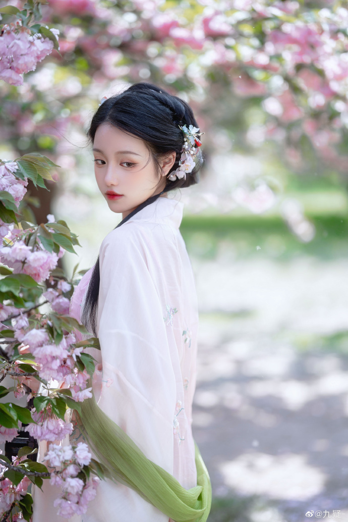 “花谢花飞花满天”摄影造型@鱼九__ 出境/本人一个没有感情的存图机器北京约拍 预览 2
