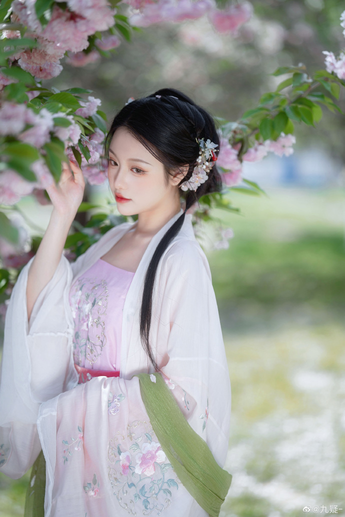 “花谢花飞花满天”摄影造型@鱼九__ 出境/本人一个没有感情的存图机器北京约拍 预览 3
