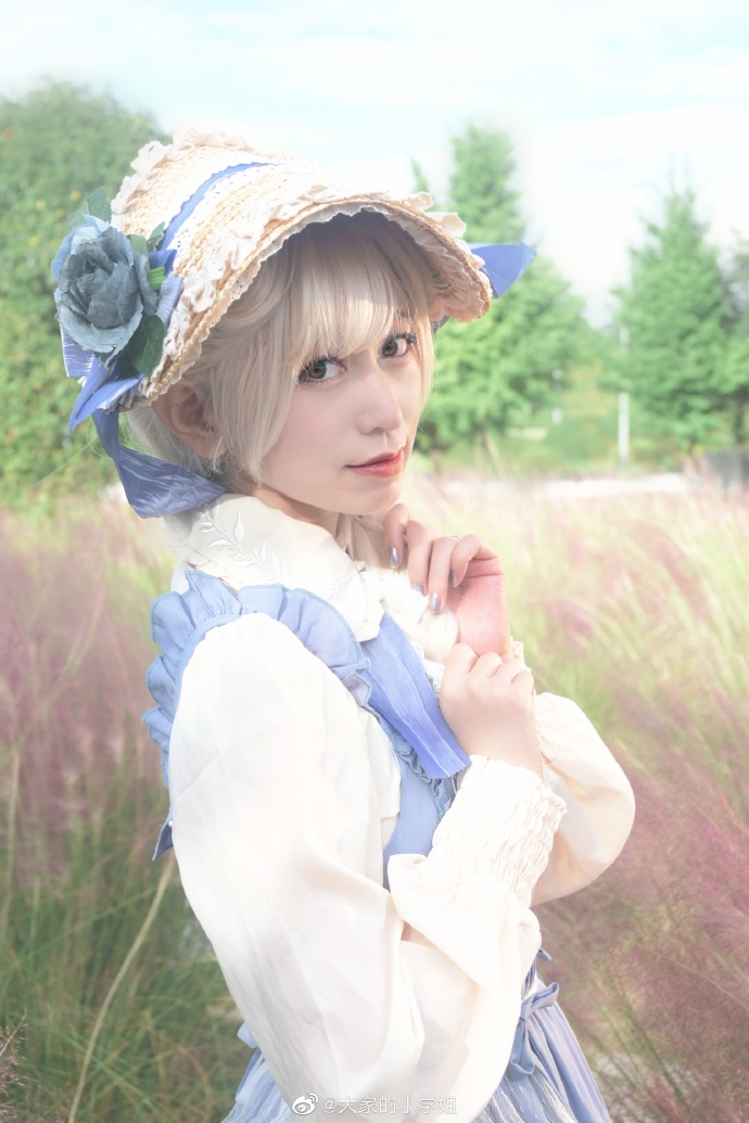 LOLITA超话【lolita正片】喜劳kkk——正是花期——出镜：我摄影:@ 预览 4