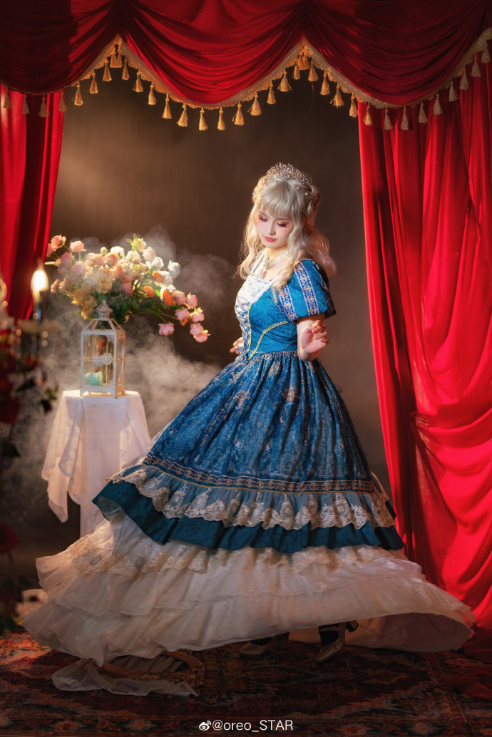 LOLITA超话 🔷 # °• 未完之约 •° Lolita正片Doubt t 预览 3