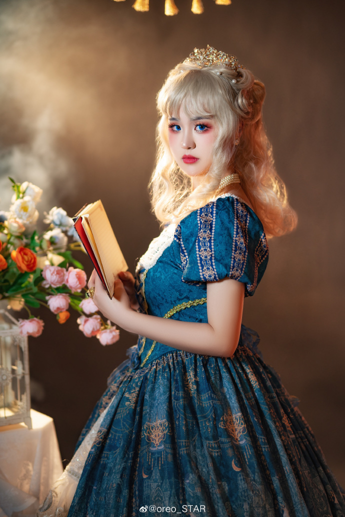 LOLITA超话 🔷 # °• 未完之约 •° Lolita正片Doubt t 预览 5