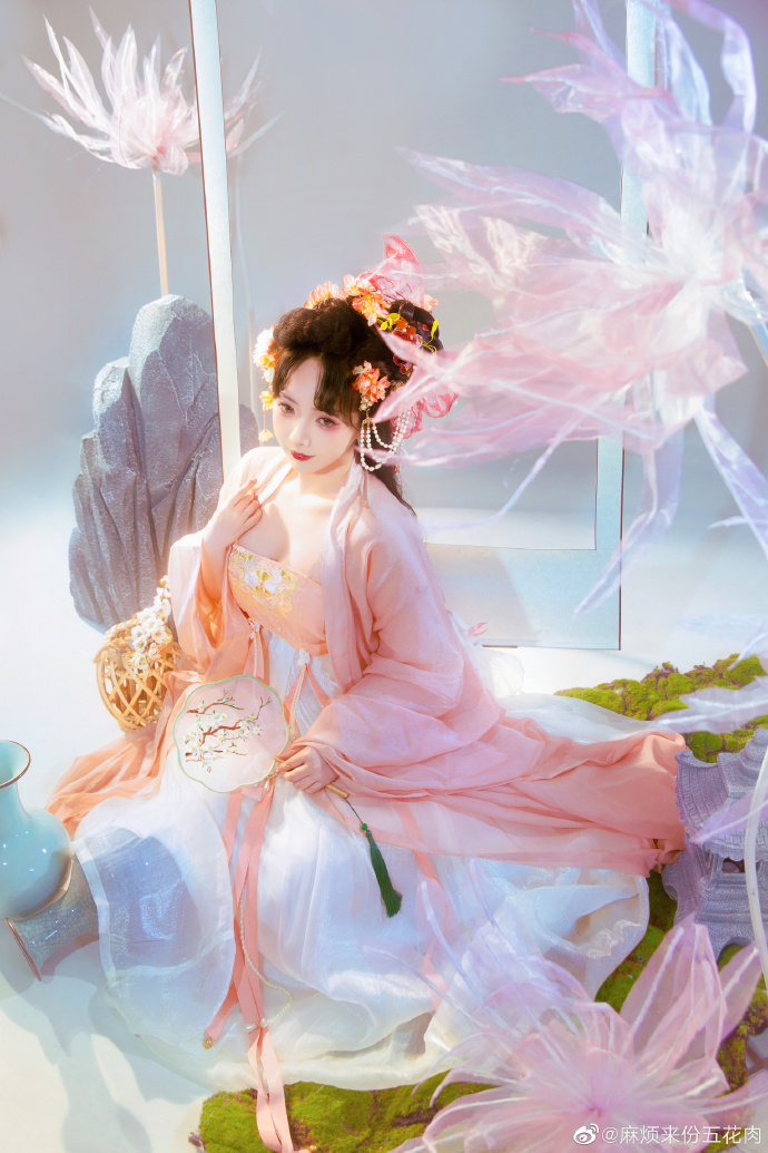 ## 小花仙来咯~~ ​