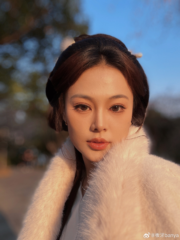 哈哈哈哈哈正片还没有出来，但实在忍不住想分享给你们我跟也哥去拍了汉服姐妹装，等过 预览 5