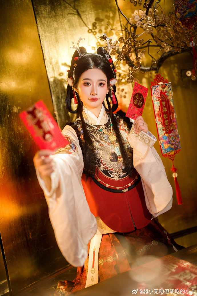 十三余超话### 瑞龙启岁故岁今宵尽，新年明旦来。关+赞 初五抽一位宝子送上新 预览 5