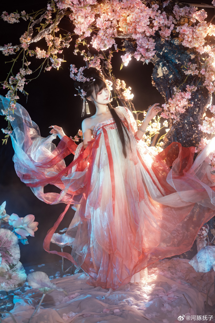 ## 🏮 🏮「天下月色，此間最好」📹：@o夏川凉o 龙年吉祥～新年快乐🧨 预览 5