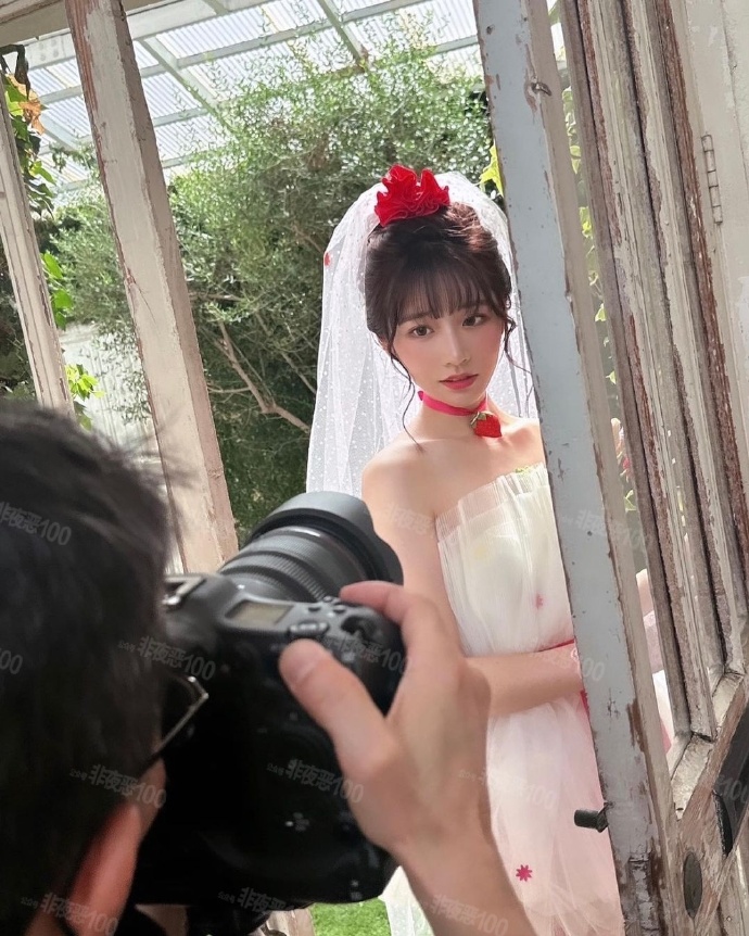 河北彩伽「Cosplay Fetish Book」写真集拍摄花絮。 ​ 预览 2