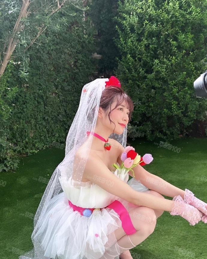 河北彩伽「Cosplay Fetish Book」写真集拍摄花絮。 ​ 预览 4
