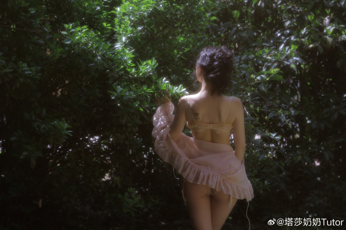 客片分享西安约拍超话## 2西安 ​ 预览 3