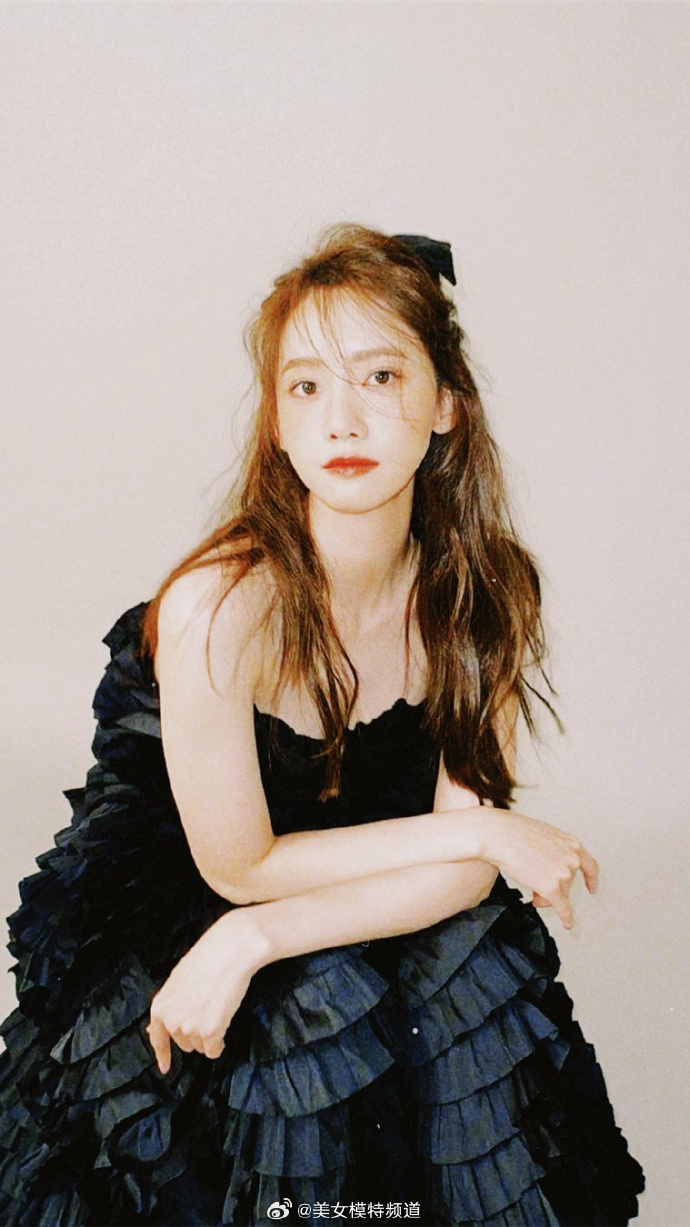 林允儿私服写真 ​ 预览 6