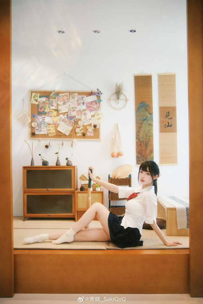 总感觉怪怪的嗯……原来是怪想你的制服来自：@姬物语HIMEMONOGATARI绀 预览 6