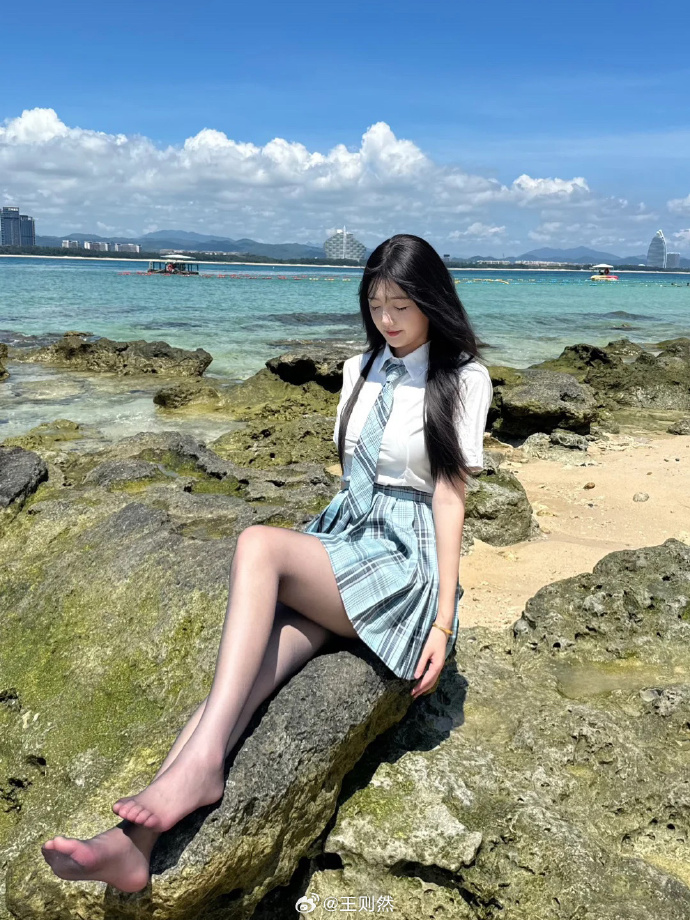 男生有个出门必穿jk的女朋友应该很幸福吧~ 2上海·庆余别墅 ​ 预览 1