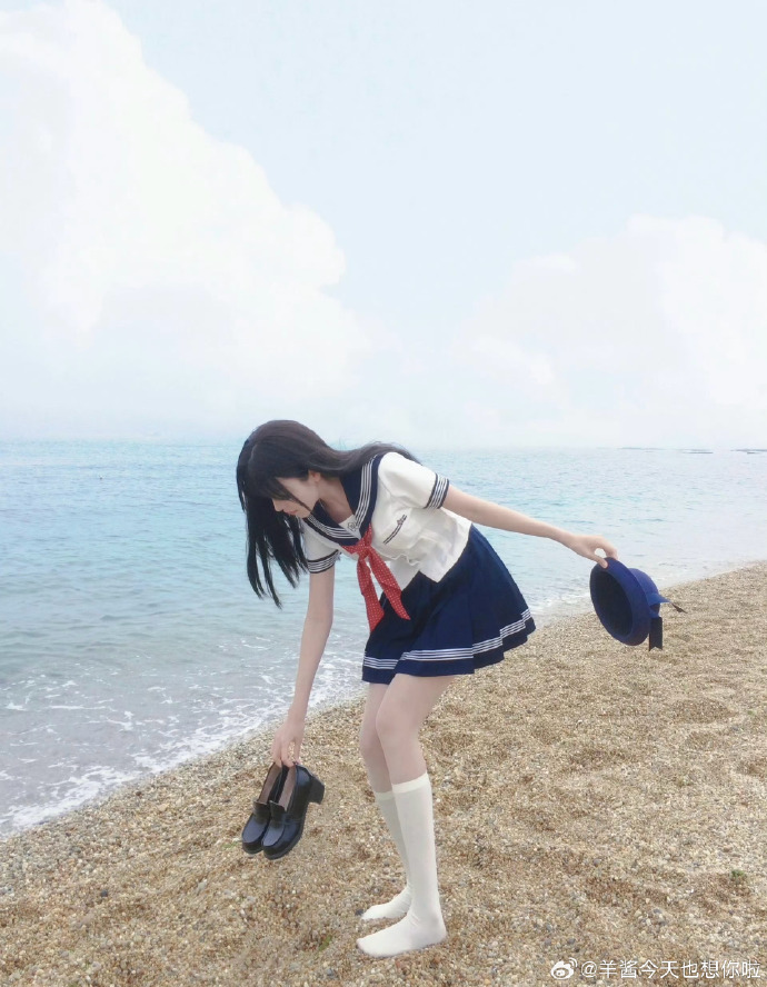今天的jk制服和海水及天空好配 ~ ​ 预览 3