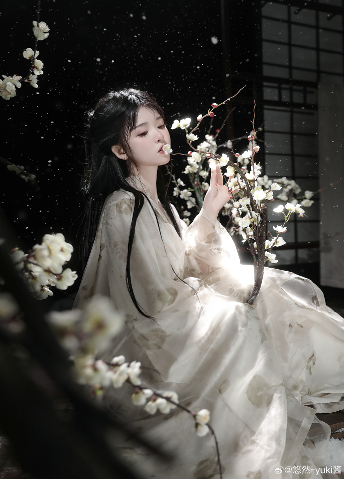 ### @悠然-yuki酱 ✖️@阿凝-Lylelee0831 “遥知不是雪 为 预览 1