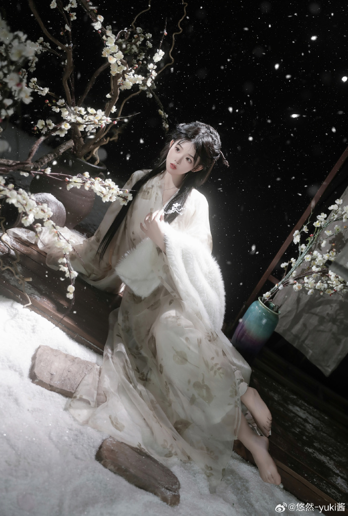 ### @悠然-yuki酱 ✖️@阿凝-Lylelee0831 “遥知不是雪 为 预览 3