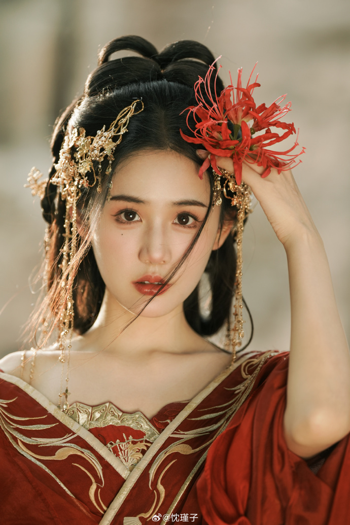 你眼里有天生迷人的琥珀色# ​ 预览 5