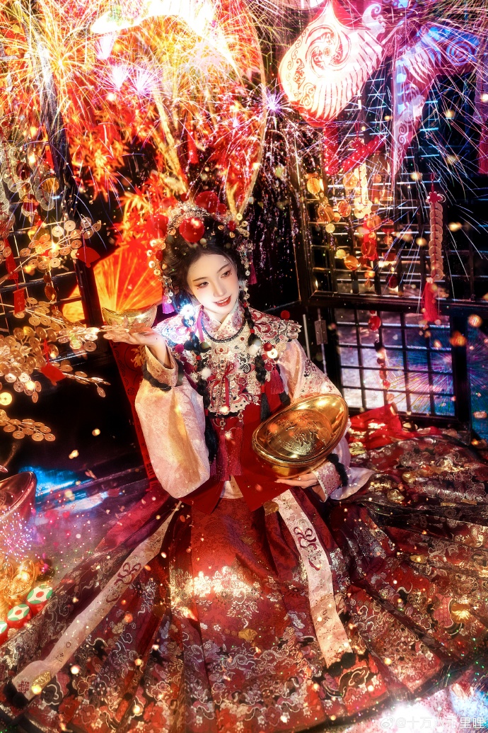蛇年小财神十里呐超话### 📷@美森子_ ​ 预览 5