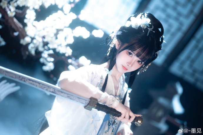 发一组横屏🦋📷@Dream-菜干 ## ​ 预览 2