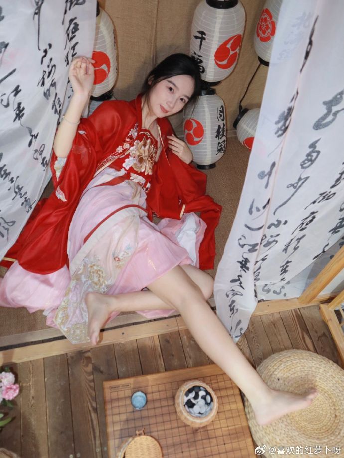 学姐的汉服写真～ ​ 预览 2