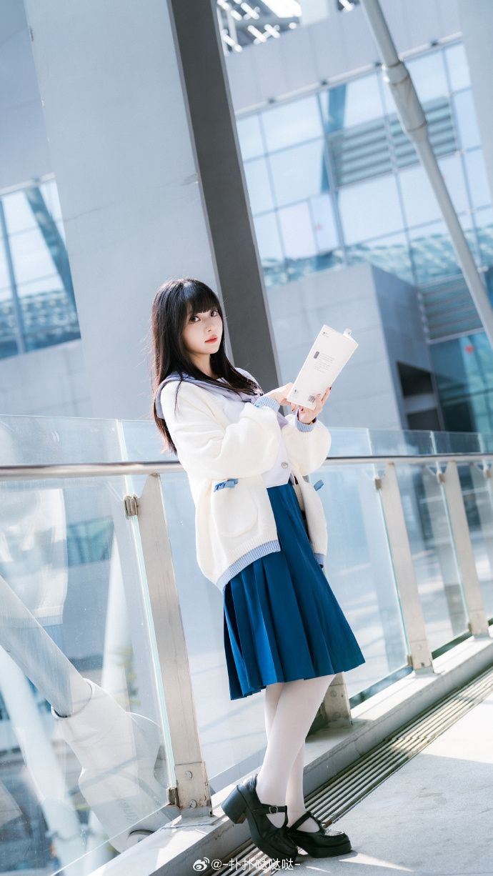 ### 要去图书馆一起复习嘛📖出镜：@淘澄飞跌 📸：扑扑O网页链接 ​ 预览 3
