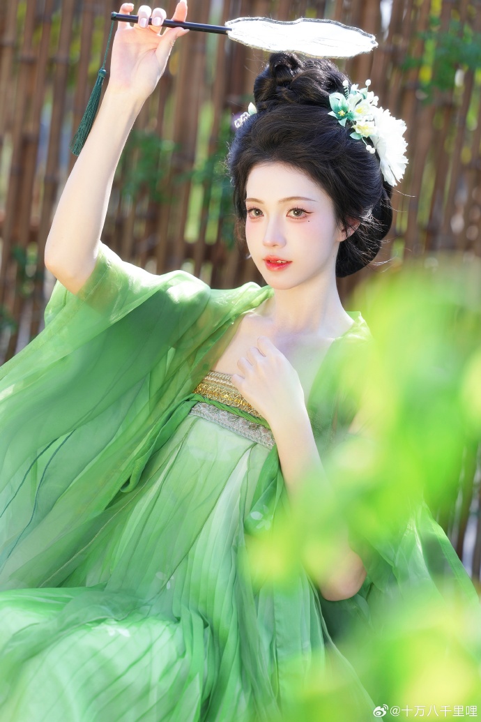 春 和 景 明 📷 亦晚洲 💄玻璃般的豆腐十里呐超话### ​ 预览 6