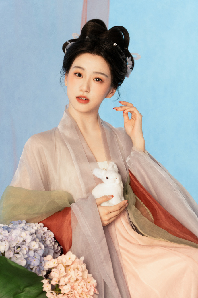 给臭美阿檀拍了一组汉服写真~ ​ 预览 4