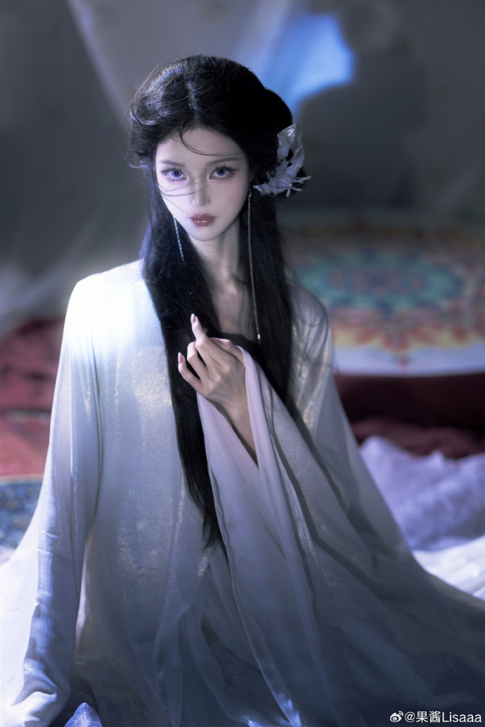 汉服超话 “烟波里成灰 也去得完美”### ​ 预览 6