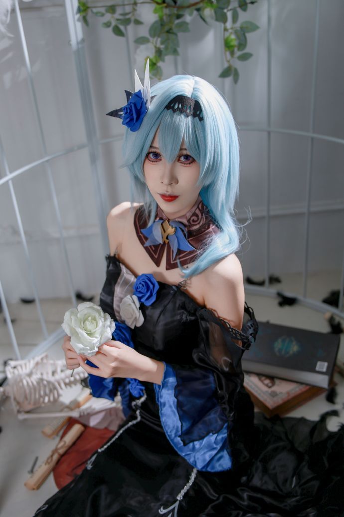 “这个仇，我先记下了！”cos：原神-尤菈### ​ 预览 6