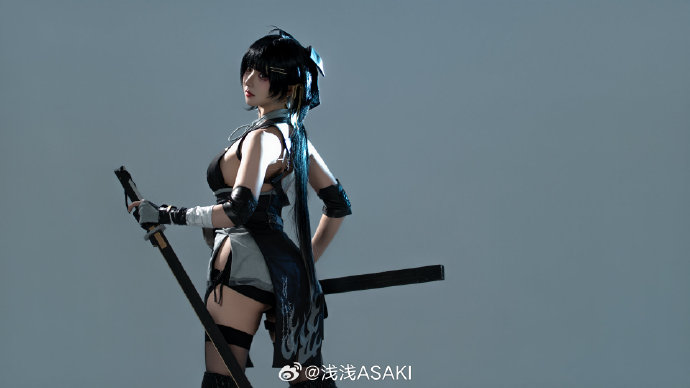 你所见的既是我出镜浅浅ASAKI超话 摄影@木只木圭 #### ​ 预览 6