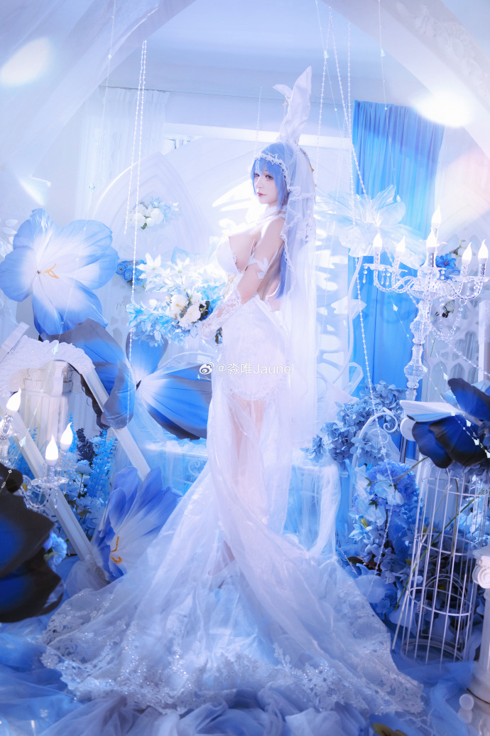 【✨卷🌸里揪个100r和一本写真本✨】迎接元旦，第二本碧蓝系列也诞生啦！分别收录 预览 1