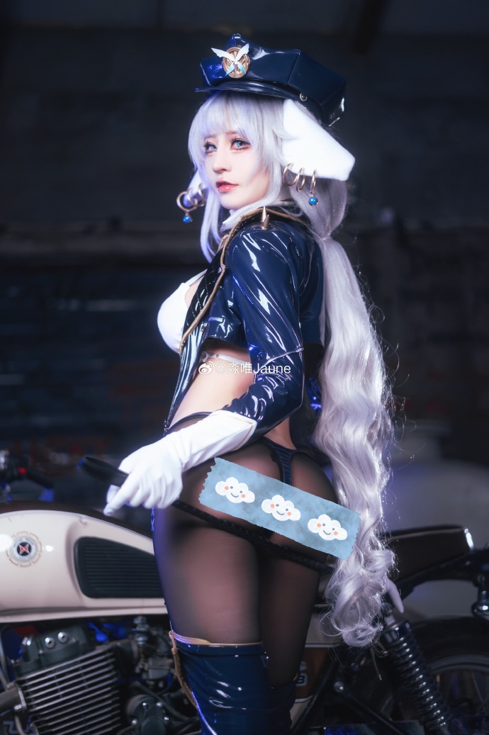 【✨卷🌸里揪个100r和一本写真本✨】迎接元旦，第二本碧蓝系列也诞生啦！分别收录 预览 6