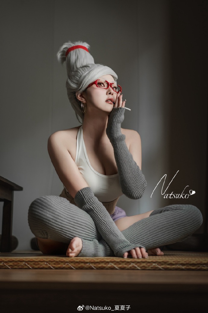 绫濑星子⭐️👵出镜@-你夏夏- 📷@野兽派红茶 转➕关，抽三位壁纸，1.15开特 预览 2