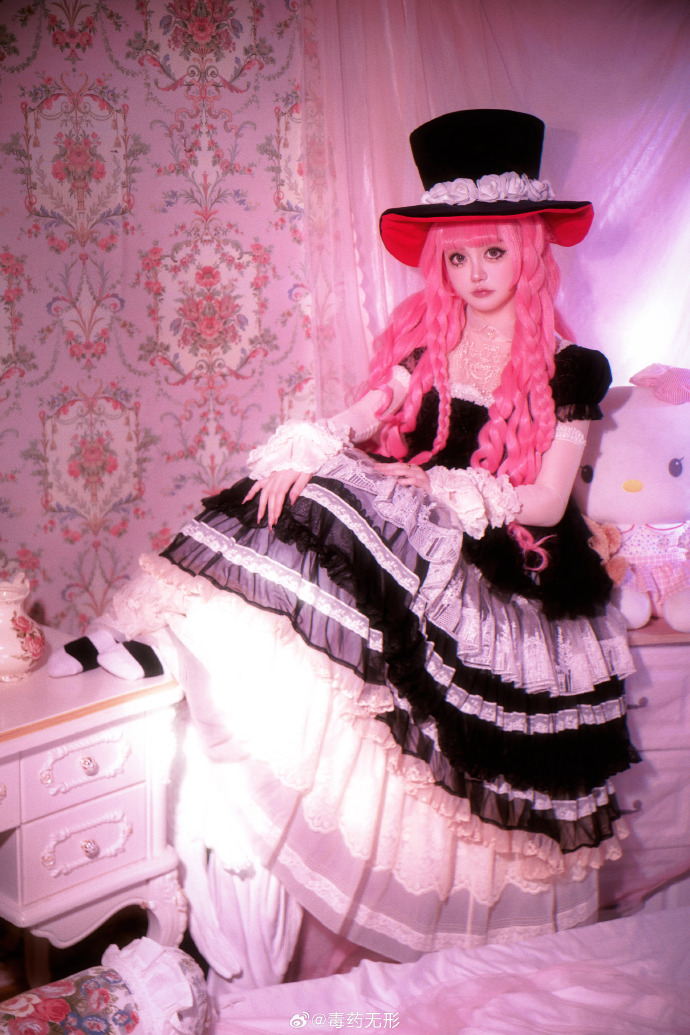 ## 虽然近几年每次漫展都有cos佩佩，但拍cos正片还真是第一次……我知道有很 预览 4