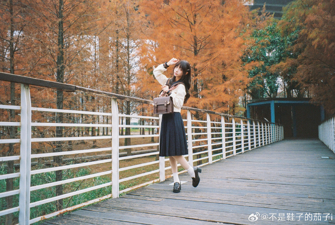 #### # 🍂放課後に秋を楽しむ🎞️🤎出镜：@不是鞋子的茄子i ：@寂寞的橘子 预览 1