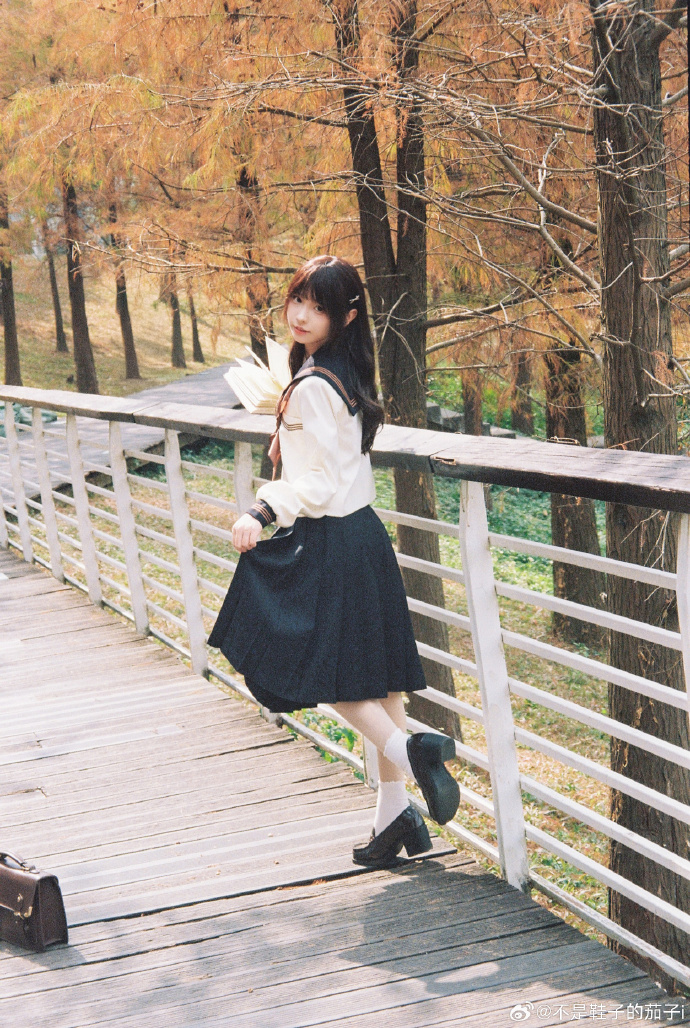 #### # 🍂放課後に秋を楽しむ🎞️🤎出镜：@不是鞋子的茄子i ：@寂寞的橘子 预览 2