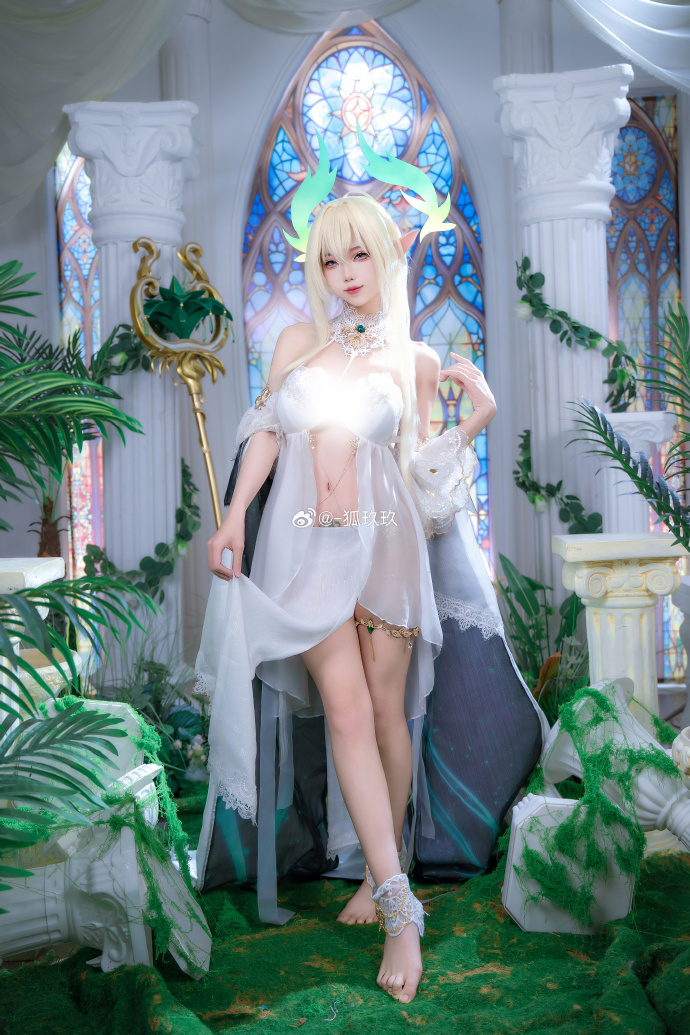 【碧蓝航线】金狮cos“我是郁金王国的金狮，藤蔓来于自然，魔法来自于光。指挥官你 预览 5
