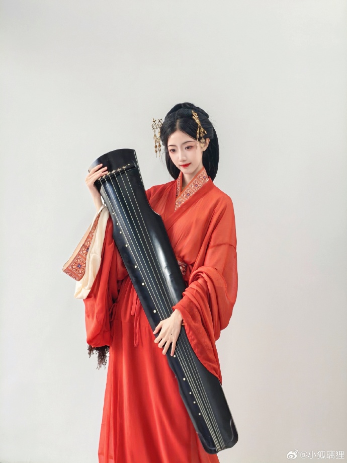 桃之夭夭，灼灼其华## ​ 预览 4