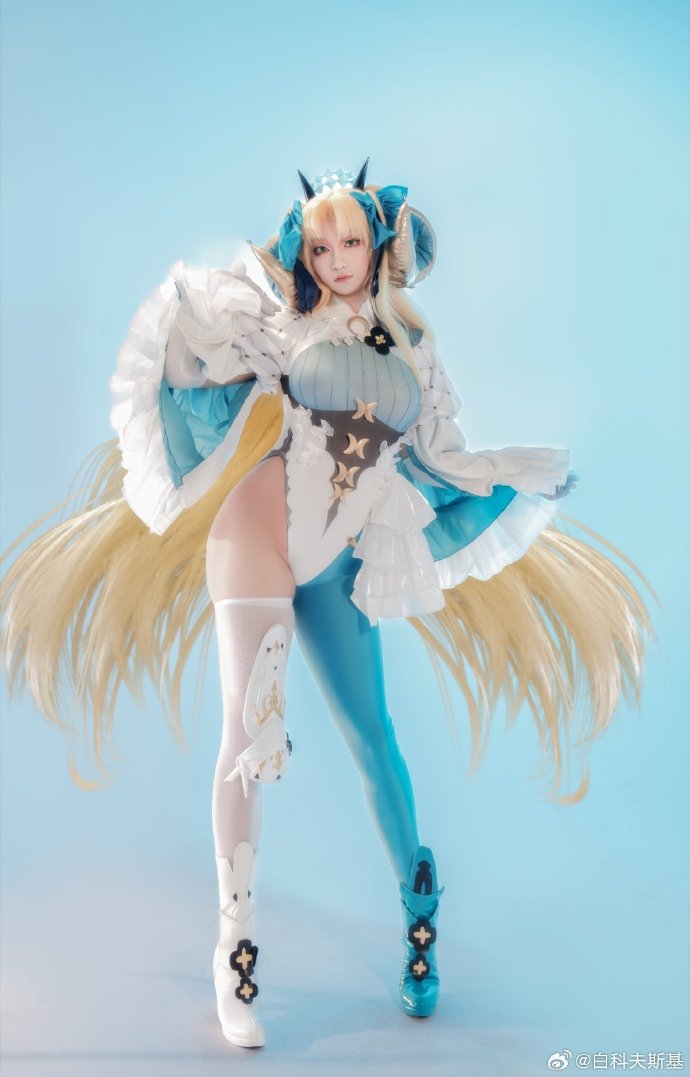 闪耀于终局宇宙的兽冠⭐艾蕾出镜：我摄影：赢铂棚@青山片场 ##### 2北京·尚 预览 4